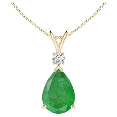 Pendentif goutte d'émeraude naturelle de 6,6 ct avec diamant en or jaune 14K