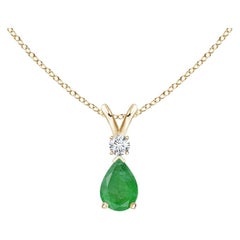 Natürlicher Smaragd-Tropfen-Anhänger mit Diamant in 18 Karat Gelbgold