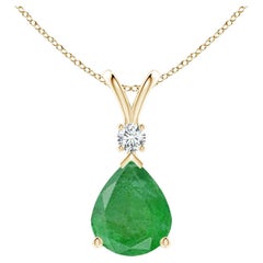 Pendentif goutte d'émeraude naturelle de 4,5 ct avec diamant en or jaune 14K