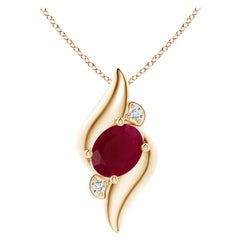 Colgante de oro amarillo de 14 quilates estilo concha natural ovalada de 1,25 ct de rubí y diamante