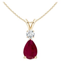 Colgante lágrima de rubí natural de 1,7 ct con diamante en oro amarillo de 14 quilates