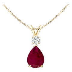 Natürlicher 1,15 Karat Rubin-Tropfen-Anhänger mit Diamant in 18 Karat Gelbgold