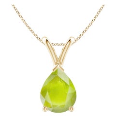 Colgante solitario de peridoto natural en forma de pera en V de 1,6 ct en oro amarillo de 18 quilates