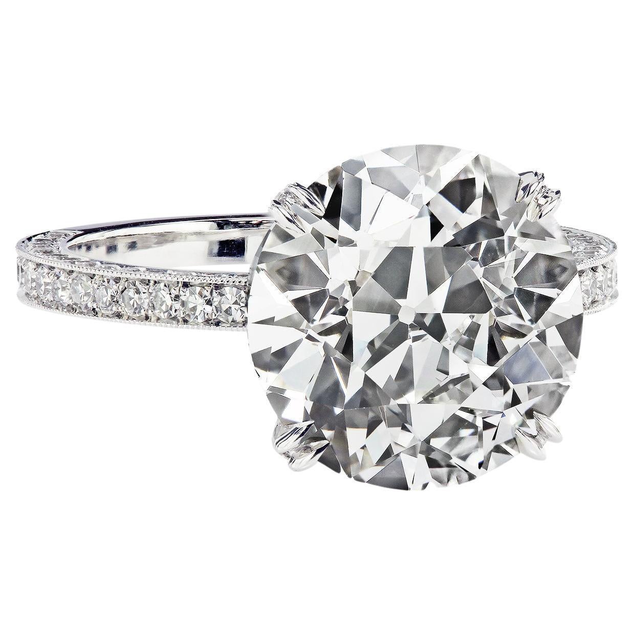 Platinum Engagement Ring with 3.04-carat Certified OEC Diamond