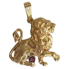 Colgante vintage de oro de 14 quilates Leo