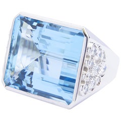 Impressive Aquamarine & Diamond Ring in 18 Karat White Gold