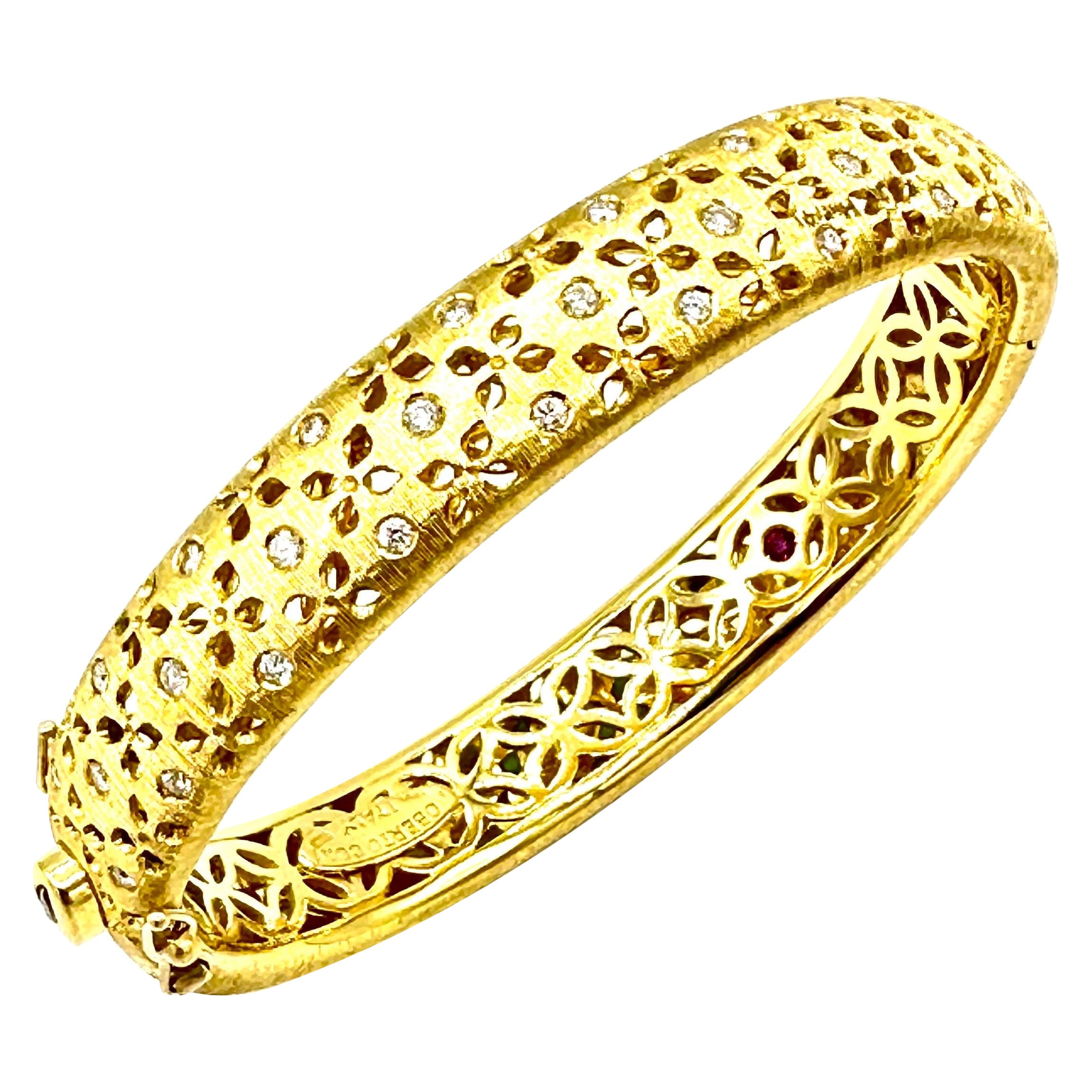 Roberto Coin 0.80 Carat Diamond and 18K Yellow Gold Bangle Bracelet