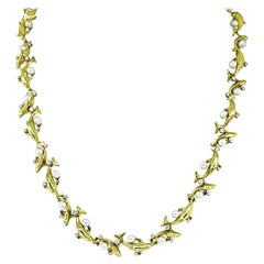 1.00ct Diamond Pearl Gold Dolphin Necklace
