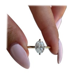 Anello solitario di moissanite Anello di fidanzamento in argento 925 Regalo per le donne.