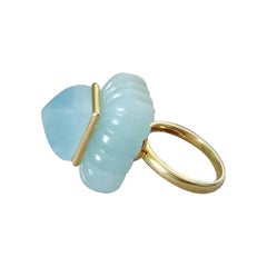 Aquamarine Engraved Rectangular Shape Aquamarine Pyramid 14k Yellow Gold Ring