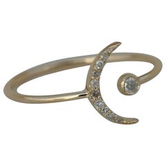 Anillo de diamantes luna creciente Joyería nupcial de oro de 14k Anillo de diamantes para el día de la boda.