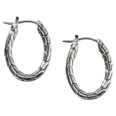 John Hardy Orecchini a cerchio in argento con catena classica EB900369
