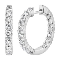 Orecchini a cerchio in oro bianco 14 carati con diamanti incastonati a filo, da 2,00 ct.