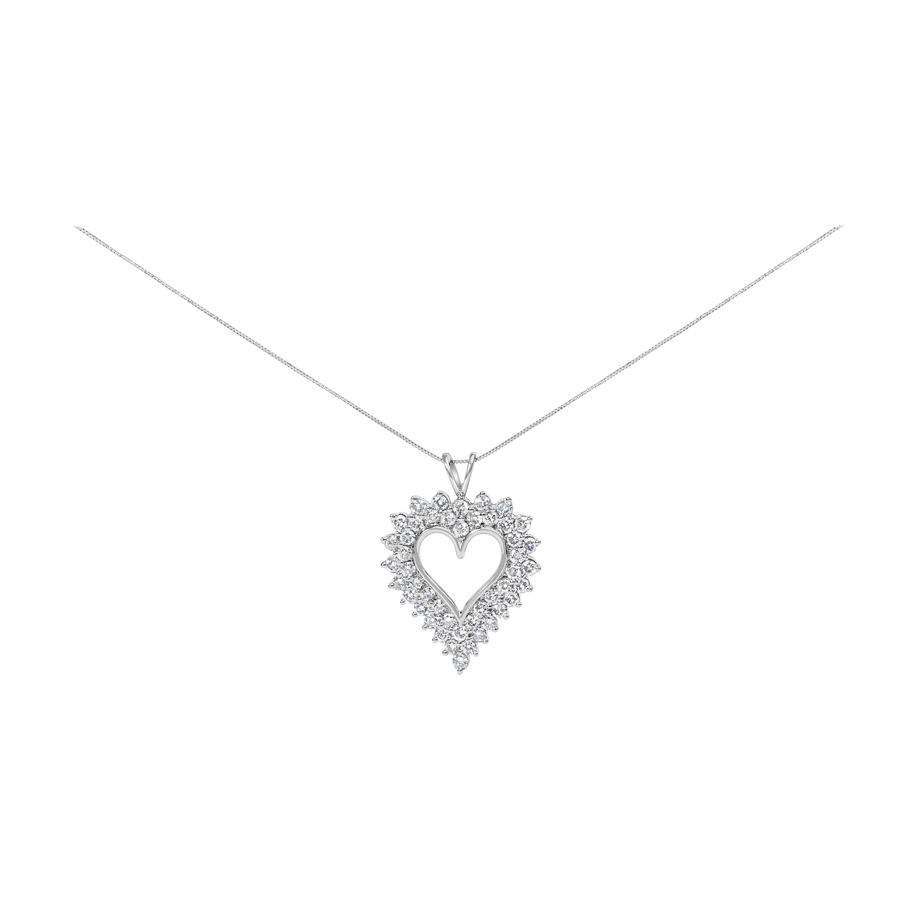.925 Sterling Silver 3.00 Cttw Round Cut Diamond Cluster Heart Pendant Necklace For Sale