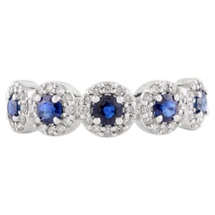 Bague de promesse en or blanc massif 18 carats à cinq pierres, saphir bleu, diamant et halo