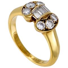 Van Cleef & Arpels Diamond Gold Bow Ring 7