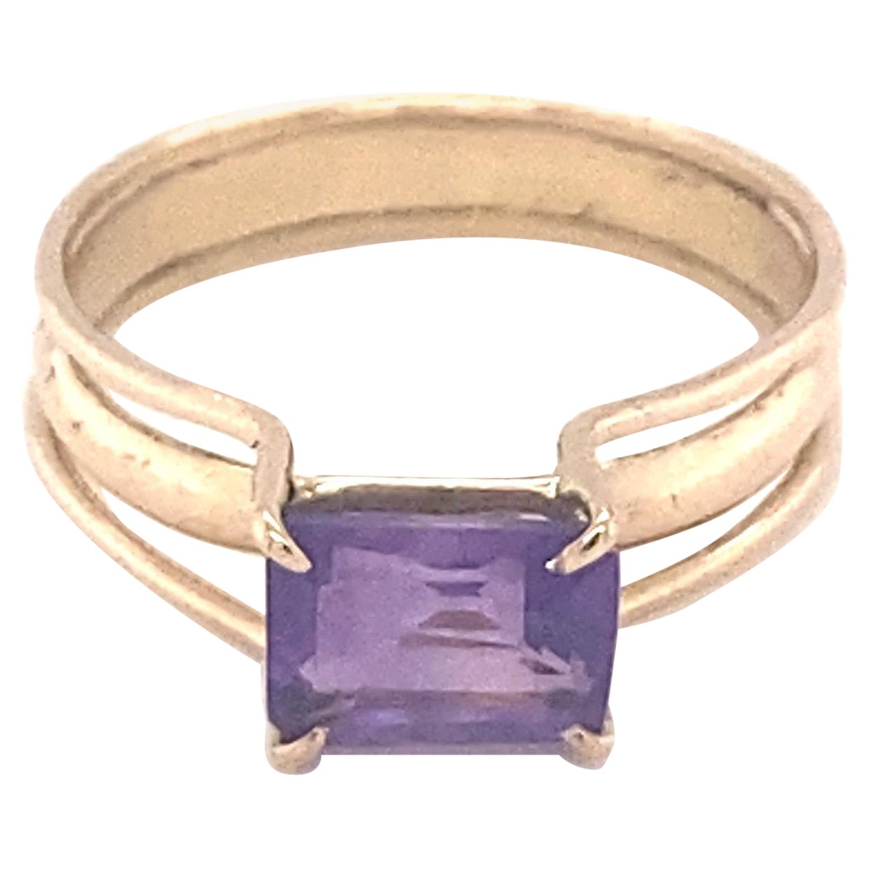 Baguette Cut Amethyst Yellow Gold Solitaire Ring