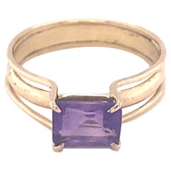 Baguette Cut Amethyst Yellow Gold Solitaire Ring