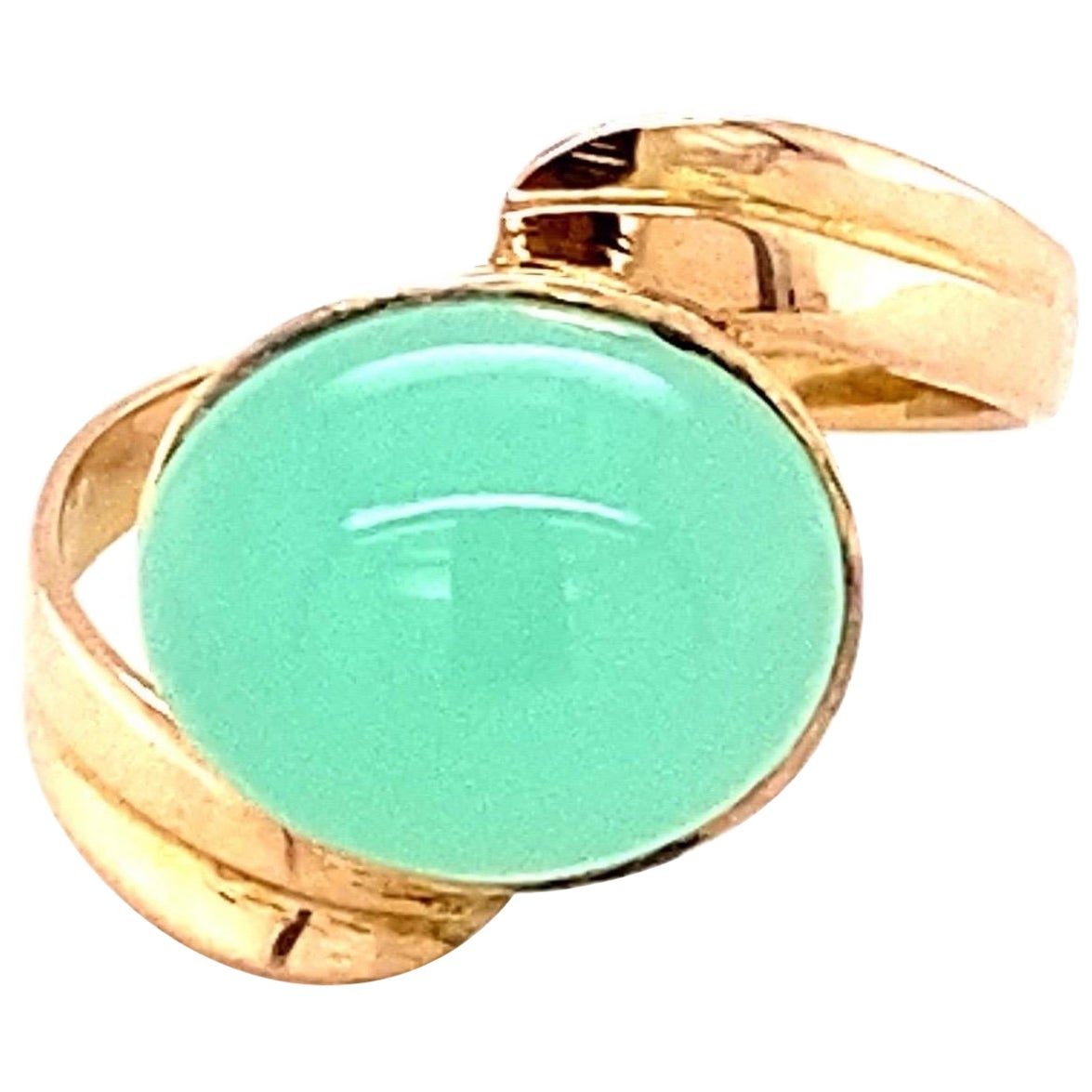 Oval Chalcedony Yellow Gold Solitaire Ring