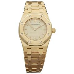 Retro Audemars Piguet ladies Yellow Gold Royal Oak Quartz Wristwatch Ref W3303