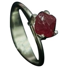 Burma Spinel Raw Garnet Ring 925 Silver Solitaire Unisex Pyramid Gemstone