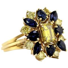 Blue Sapphire Yellow Diamond Gold cluster Ring 