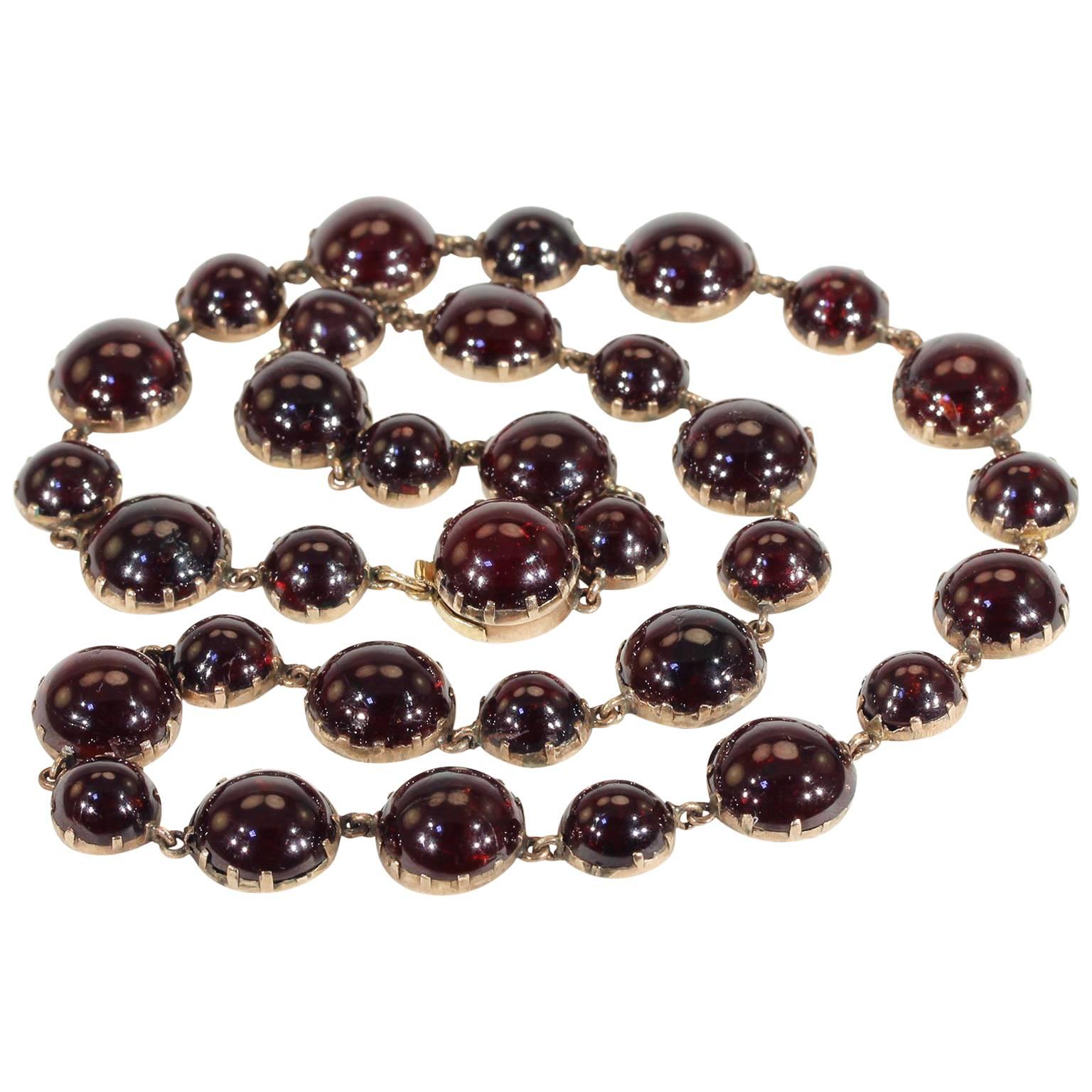 Antique Georgian Gold Cabochon Garnet Necklace For Sale