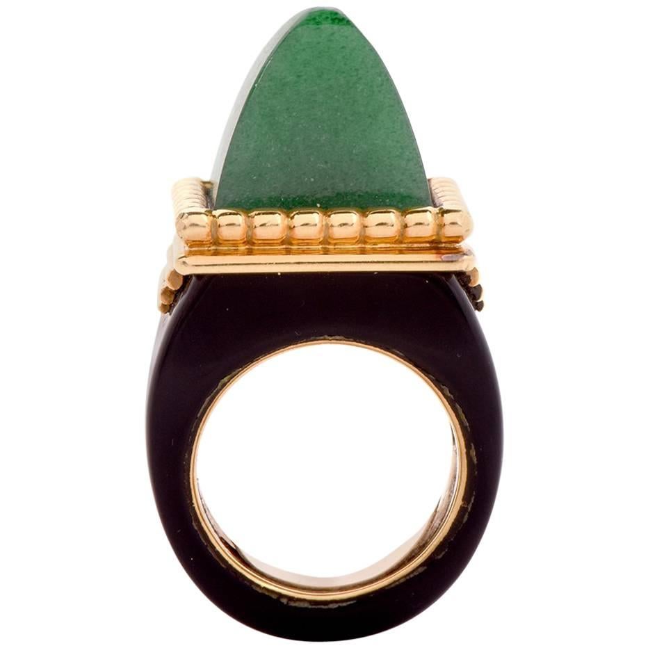 1970’s Jade Onyx  Yellow Gold Pyramidal Ring