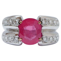 Ruby, Diamonds, 18 Karat White Gold Ring.