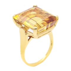 Anello cocktail in oro 14K e citrino taglio smeraldo d'epoca