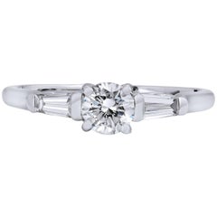 Bague de fiançailles en or blanc avec 7 diamants baguettes taille brillant rond de 0,40 carat, taille 7