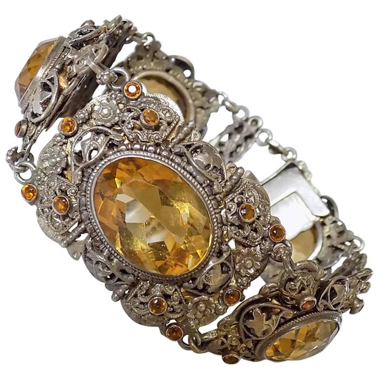 An Edwardian citrine and pearl bracelet