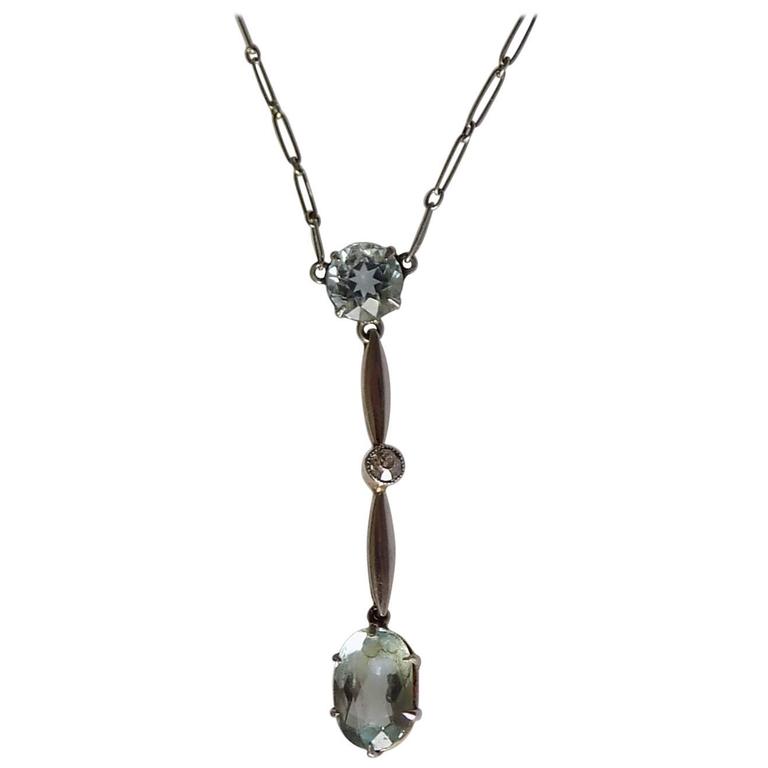 Lavaliere necklace