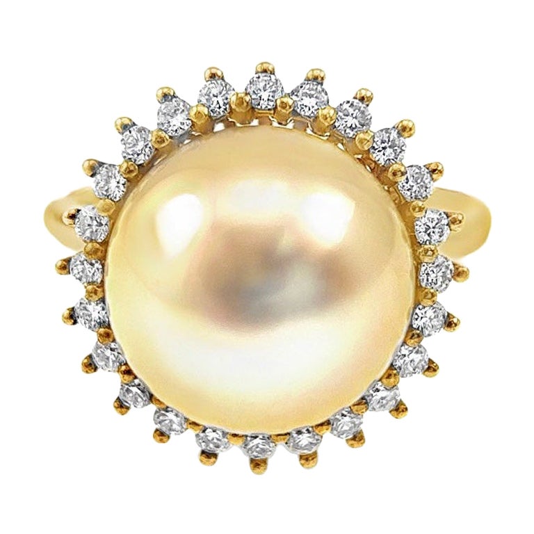 18K Gelbgold Classic 11mm goldener Südseeperlenring mit Diamanten im Angebot