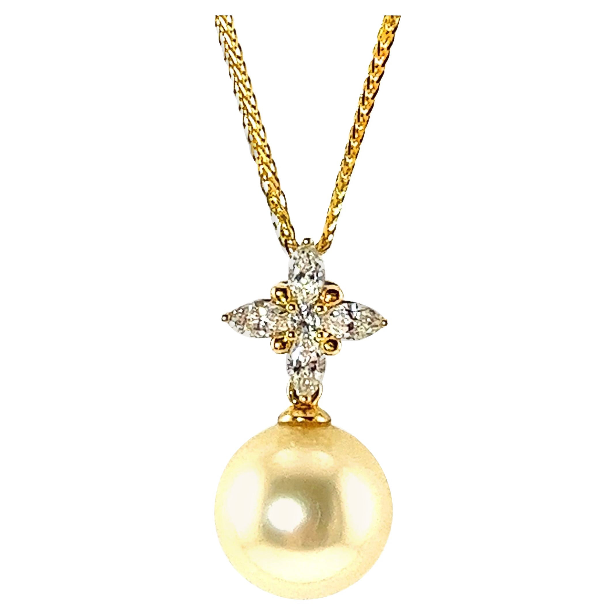 18K Yellow Gold Diamond Star & South Sea Golden Pearl Pendant Necklace