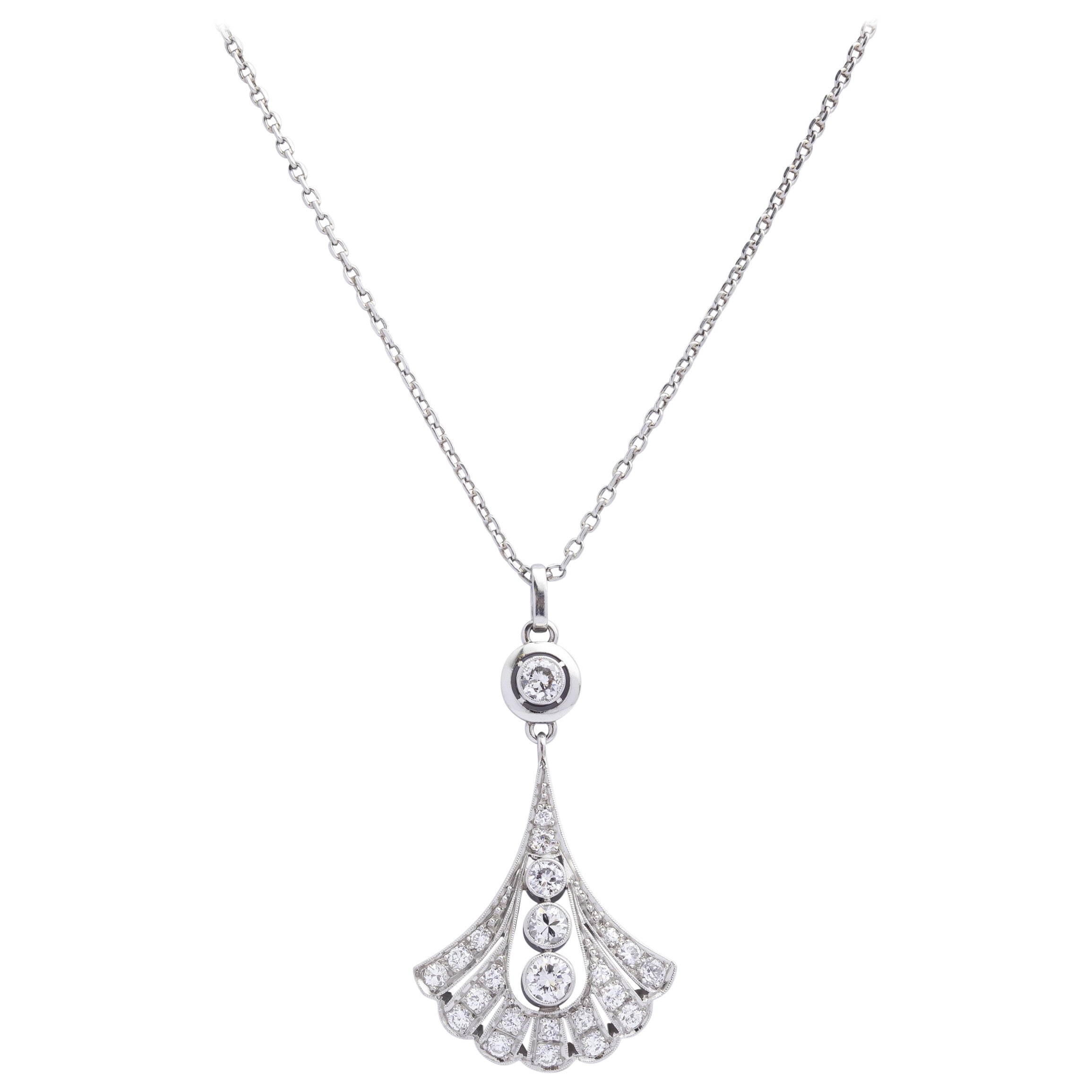 Collier éventail Art déco en platine et diamants