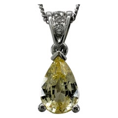 Ciondolo in platino con zaffiro giallo di Ceylon non trattato e diamante, certificato GIA da 1,06 ct.