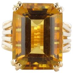 French 10 carat Amethyst Diamond Gold Ring For Sale at 1stdibs