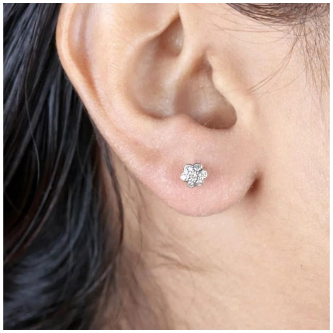 Floral Shaped 14K Yellow Gold Natural Diamond Small Handmade Fine Jewelry Gift