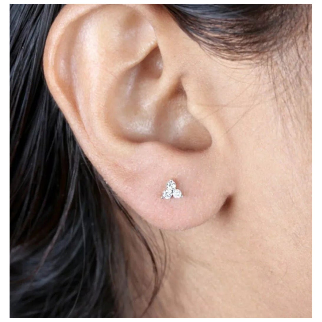 Floral Shaped 14K Yellow Gold Diamond Stud Earring Handmade Engagement Jewelry For Sale