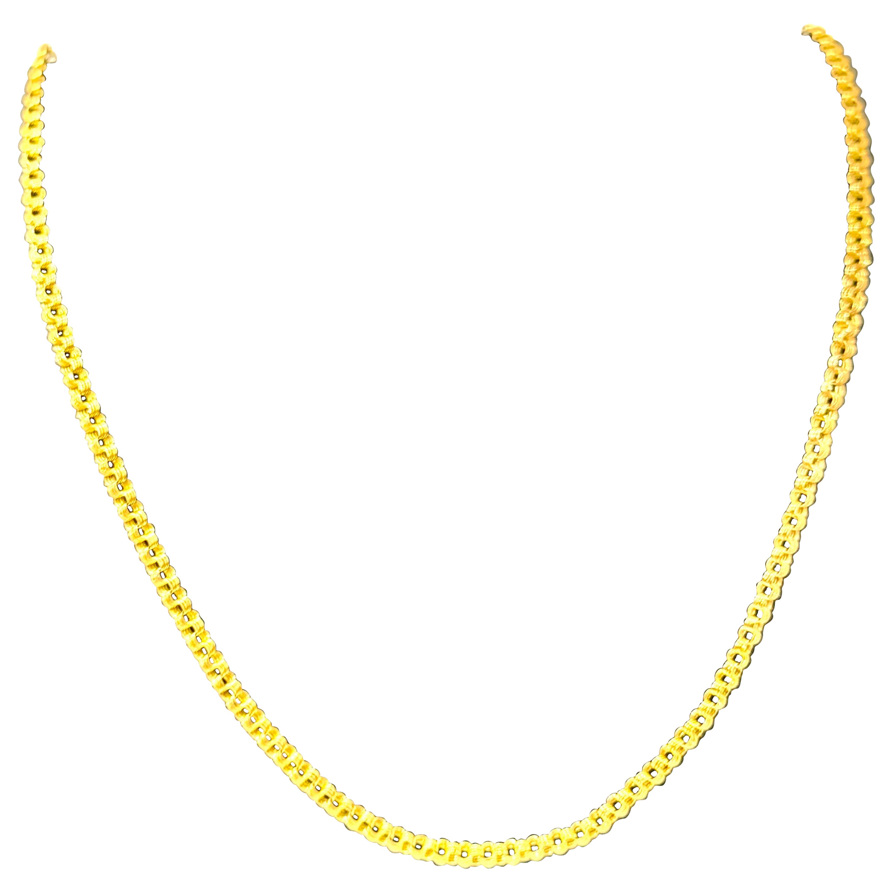 Vintage 18 Karat Yellow Gold 8.3 Gm, Link Chain, 3.56 mm Necklace, 22" Long