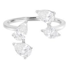 Anillo Puño Diamante Natural Forma Pera Oro Blanco 14 Kilates Joyería Fina Hecha a Mano