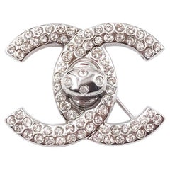 Chanel Seltene Vintage Silber CC Kristall Turnlock Brosche
