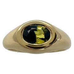 Certified Bi Colour Blue Yellow Sapphire Oval Cut 18k Yellow Gold Signet Ring