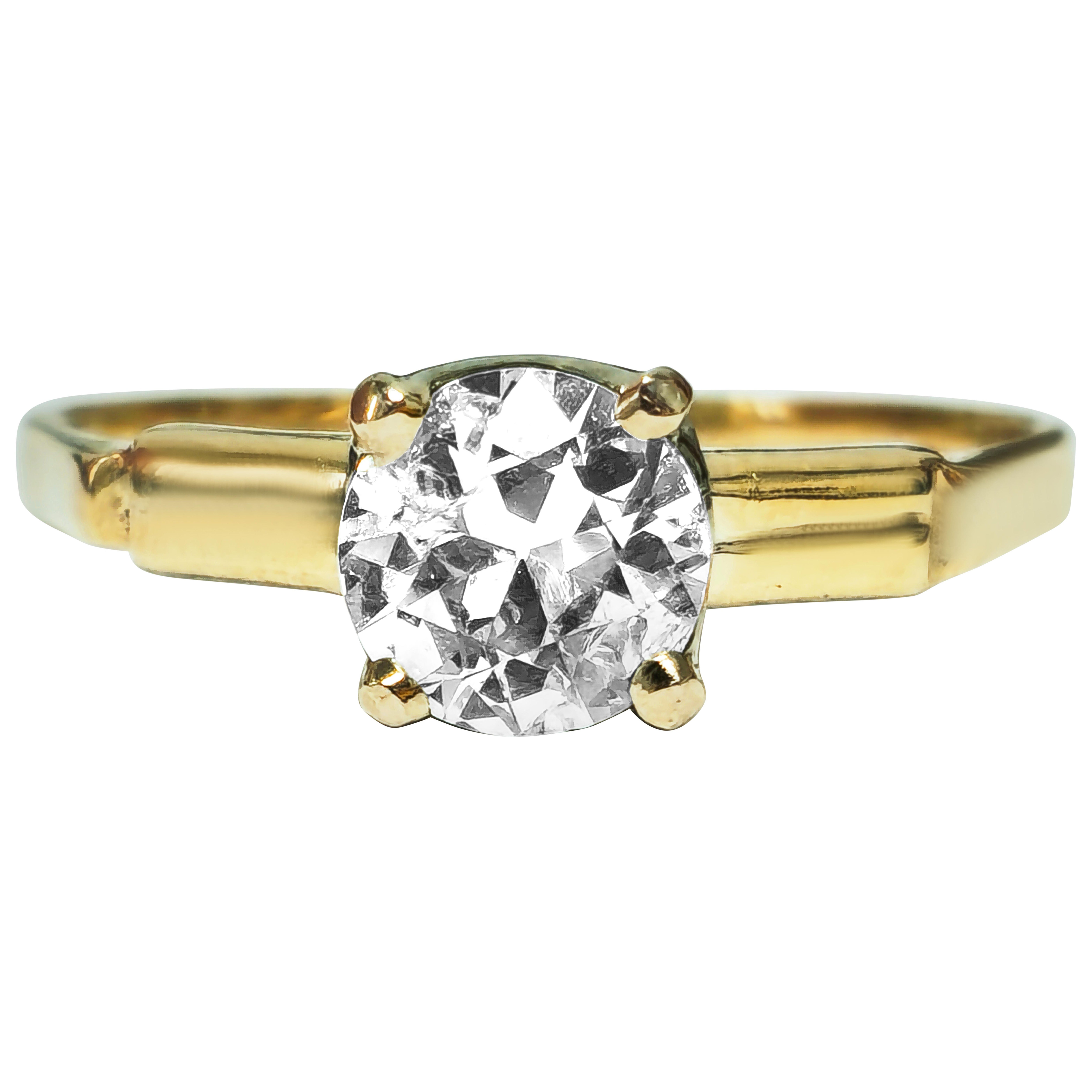 Vintage 1.03 Carat Solitaire Engagement Ring For Sale
