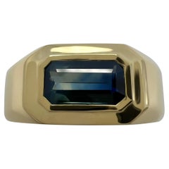 IGI Certified Bi Colour Green Blue Sapphire Emerald Cut 18k Gold East West Ring