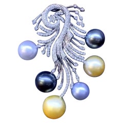 GIT Certified Golden White South Sea Tahitian Pearls Diamonds 18K Gold Brooch