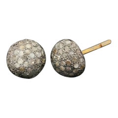 Clous d'oreilles « Dainty » en argent 925 et diamants pavés, boucles d'oreilles en or 14 carats.