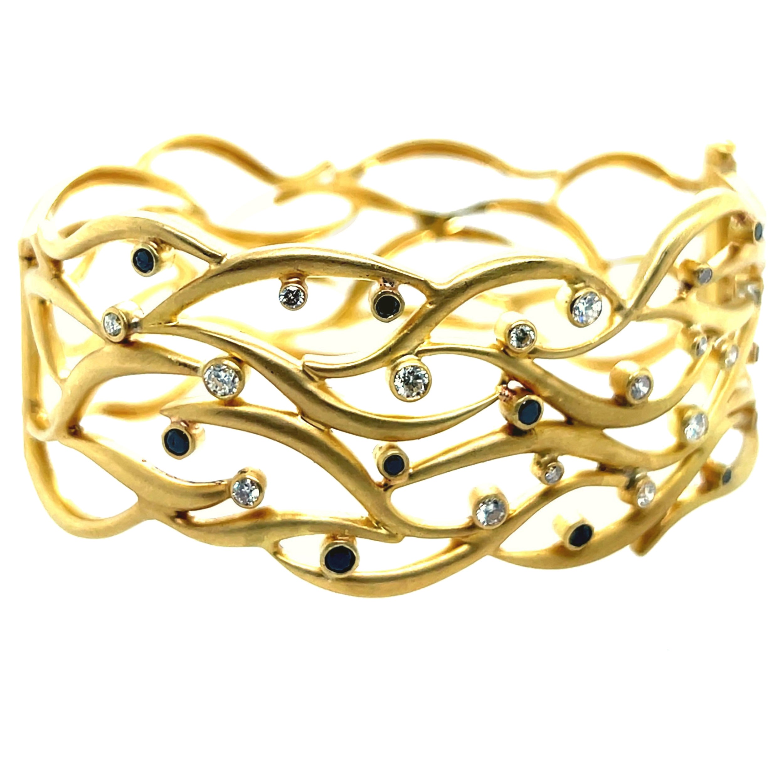 Bracelet manchette pour dames en or moderne 1 carat de diamants naturels incolores et noirs