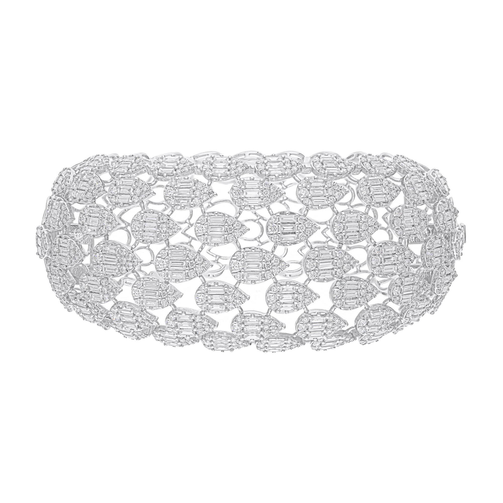 14.85 Carat SI/H Round Brilliant Cut Diamond Bangle Bracelet 18 Karat White Gold For Sale